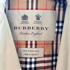 Burberry | Jackets & Coats | Burberry The Chelsea Midlength
